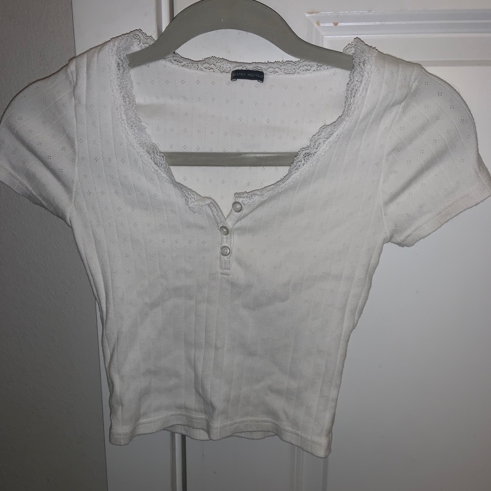 Brandy Melville Zelly Top